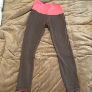 Reversae Lululemon leggings sz 6